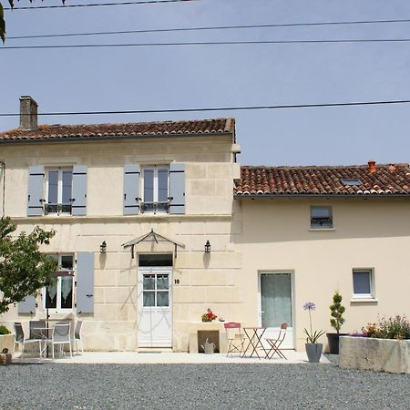 Le Gite Du Verger Saint-Bris-des-Bois Ngoại thất bức ảnh